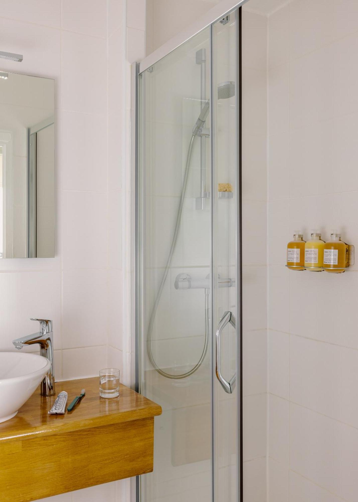 Yelo Lumiere Powered By Sonder Hotel Cannes Ruang foto