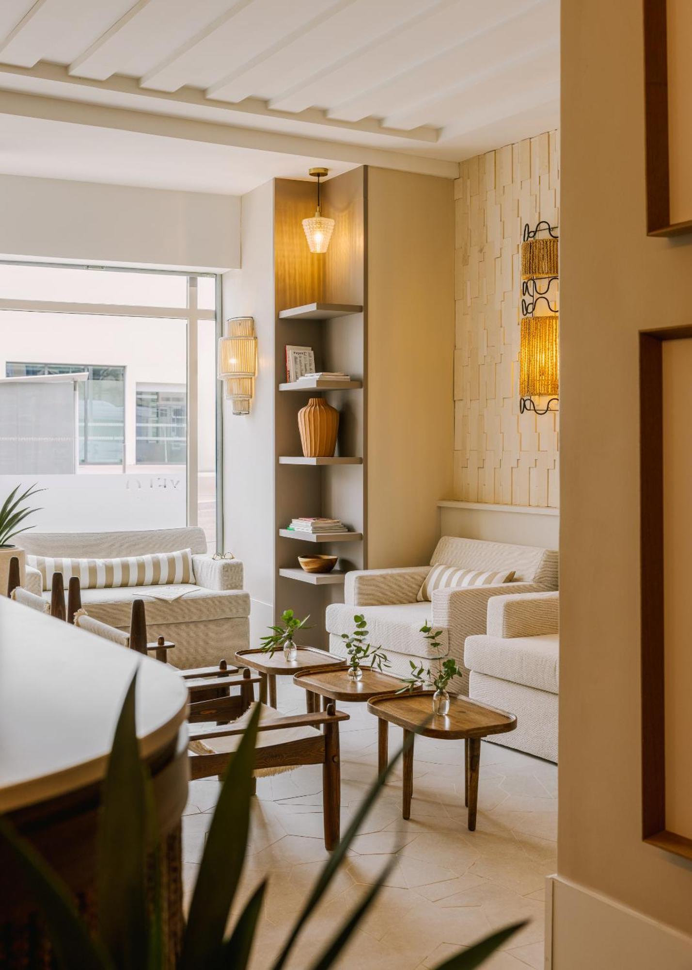 Yelo Lumiere Powered By Sonder Hotel Cannes Bagian luar foto