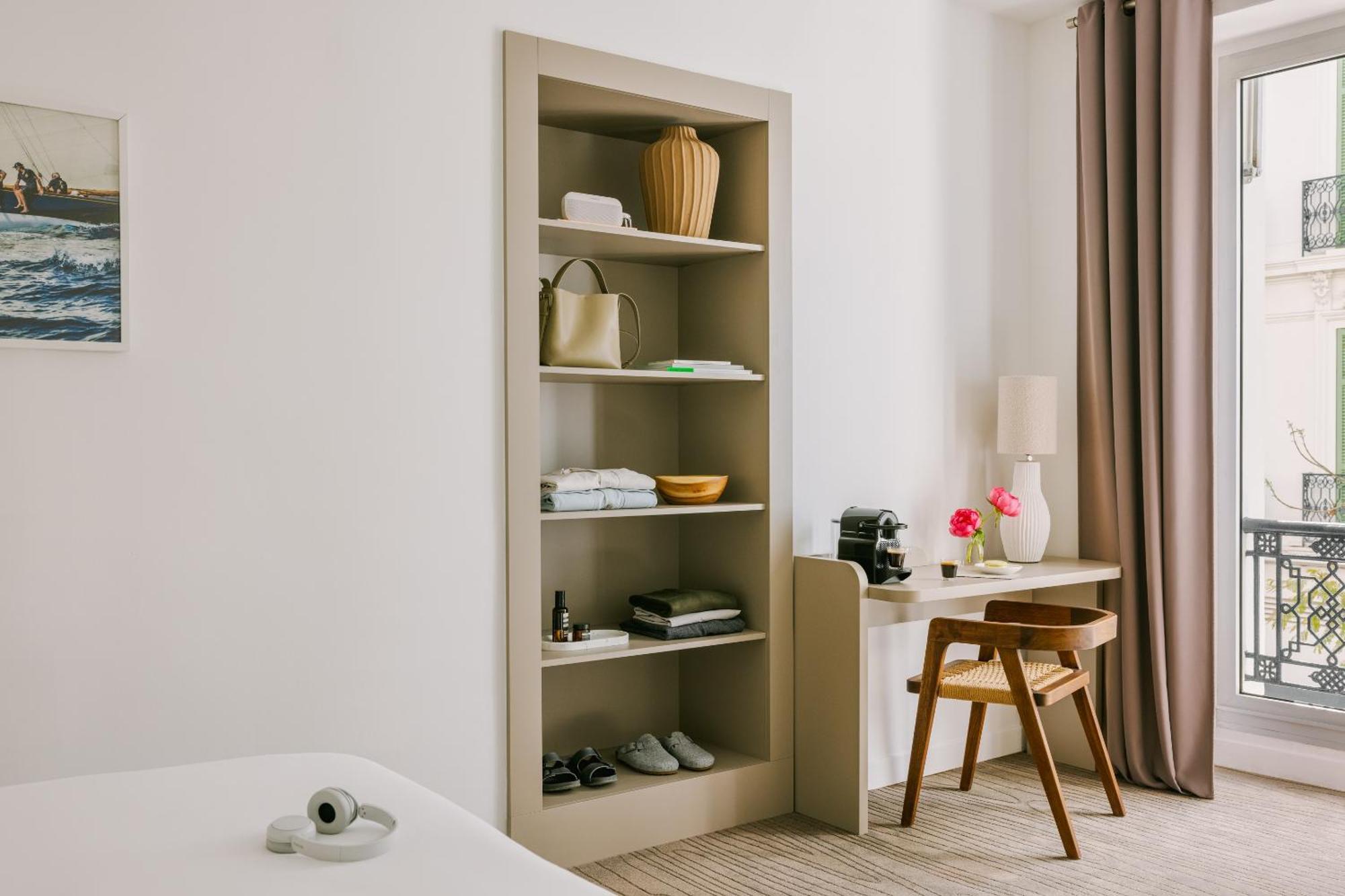 Yelo Lumiere Powered By Sonder Hotel Cannes Bagian luar foto